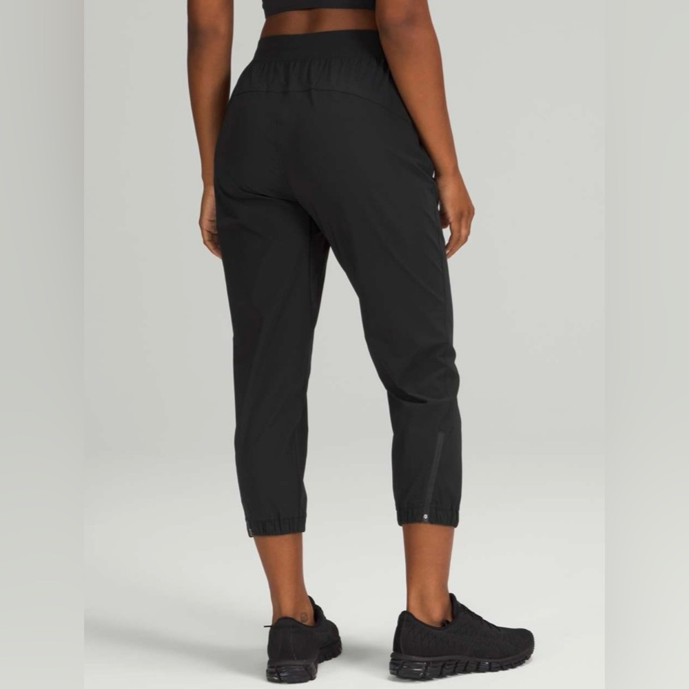 Lululemon Adapted State High-Rise Jogger Crop Black Size 4 - Picture 12 of 12